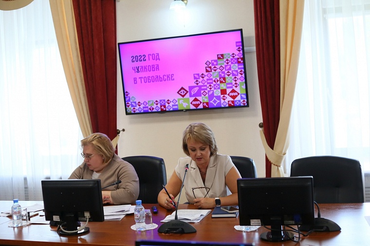 Тобольские "серебряные" волонтеры помогают пожилым и инвалидам