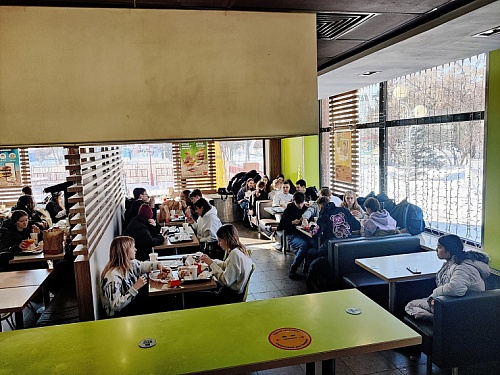 «Макдоналдсы» в Тюмени будут работать, пока не кончатся продукты