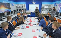 В рамках проекта «Согреем памятью сердца» состоялась встреча представителей ООО «Газпром добыча Уренгой»  и учеников «Газпром-класса»