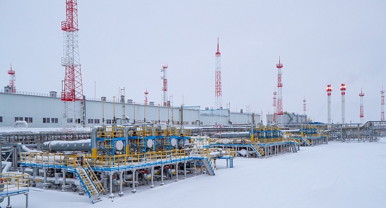 Ключевые объекты филиала — газоконденсатные промыслы № 21 и 22 — оснащены новейшим оборудованием и представляют собой уникальный высокотехнологичный комплекс последнего поколения.