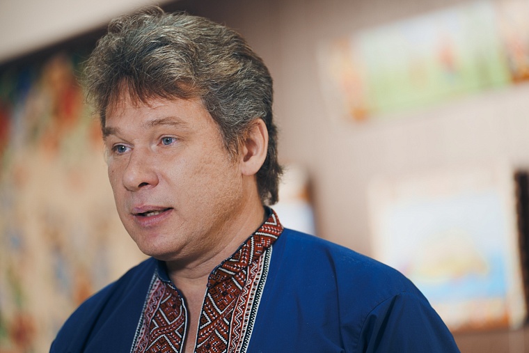 Святослав Шитов провел в Тюмени мастер-класс по изготовлению сибирской игрушки