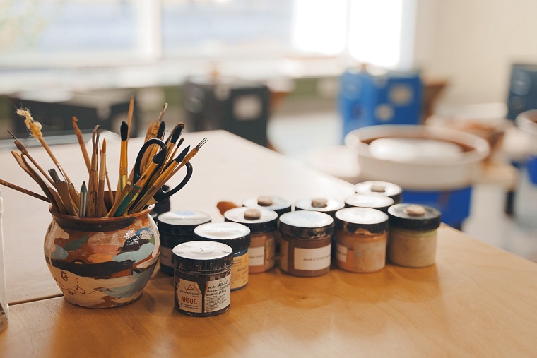 Святослав Шитов провел в Тюмени мастер-класс по изготовлению сибирской игрушки