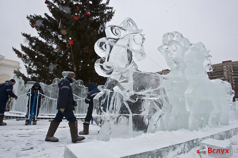 Праздничный флешмоб пройдет 31 декабря у главной елки Тюмени