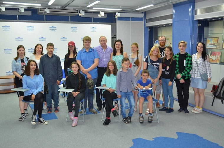 Виктор Рейн: Я хотел быть космонавтом, моряком и чекистом, а стал депутатом