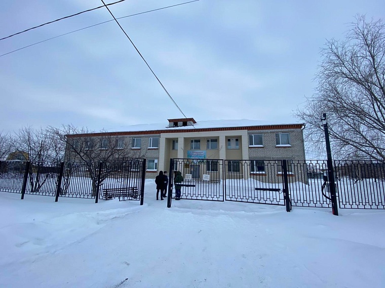 Александр Моор подписал распоряжение о ремонте поликлиники Армизонской больницы