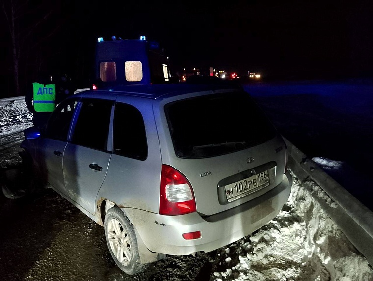 В жуткой аварии под Каменкой погибли двое взрослых и двое детей