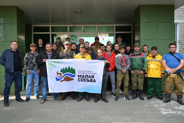 Тюменские пожарные-десантники: Когда огонь шел на нас, мы отступали к реке