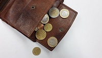 Чтобы привлечь удачу, в кошелек кладут монетку с изъяном