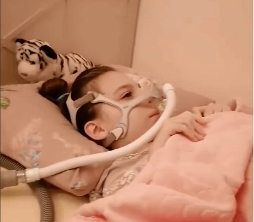 На операцию юной тюменки Кати Захаровой осталось собрать четыре миллиона