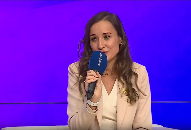 Тюменка Екатерина Костылева, претендующая на звание "Учитель года", ответила на вопросы высокого жюри