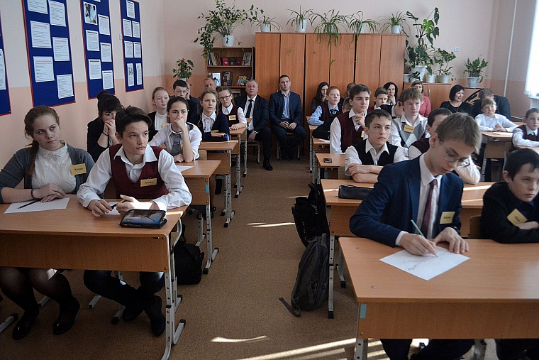 В тюменских сельских школах готовят почву для аграрной революции