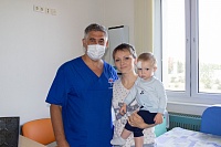 Тюменские врачи совершили невозможное, удалив малышу редчайшую опухоль