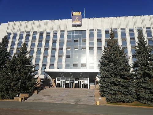 Депутаты Тюменской городской думы оценили современные сервисы ЗАГС