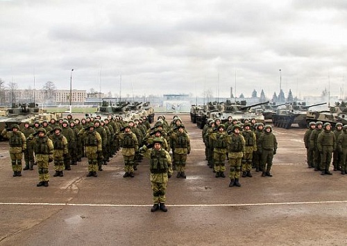 Бесплатное жилье и льготная ипотека: военный рассказал, что ждет тюменцев на контрактной службе