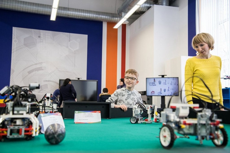 Тюменским школьникам помогают выбирать будущую профессию