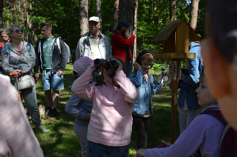 Тюменцы познакомились с флорой и фауной Гилевской рощи