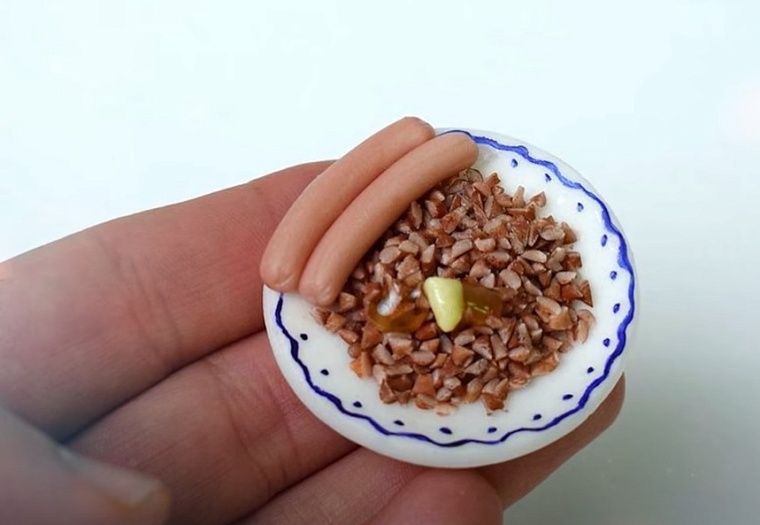 Тюменский кондитер поразил страну портретом Александра Реввы из мастики