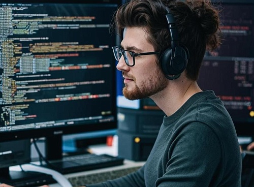 Доктор технических наук объяснила, как снизить риски заражения вирусами-троянами