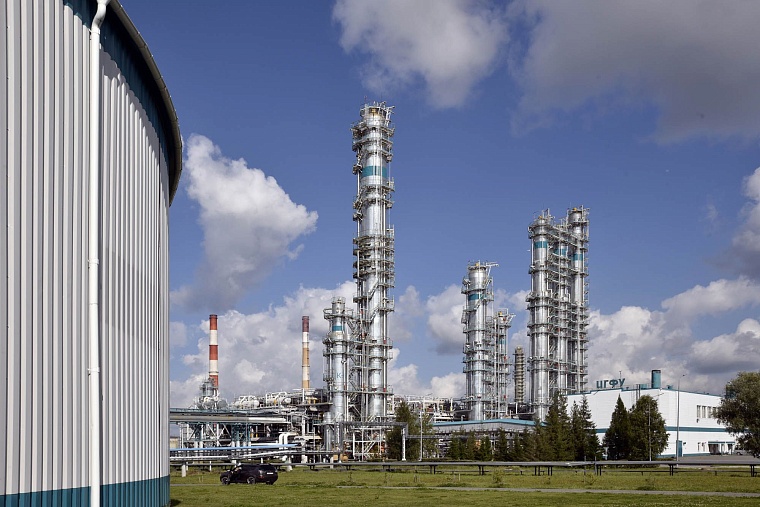 Максиму Акимову и Александру Моору рассказали о цифровой трансформации СИБУРа