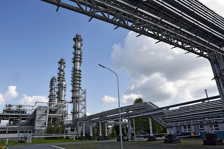 Максиму Акимову и Александру Моору рассказали о цифровой трансформации СИБУРа