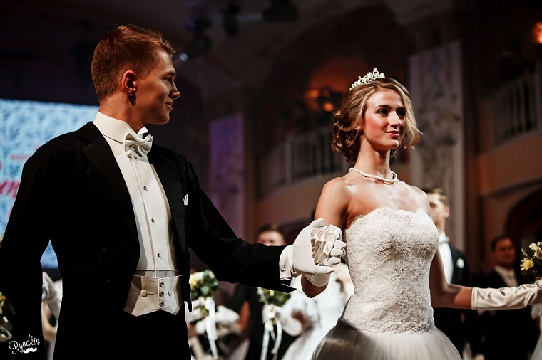 Венский вальс закружит Тюмень на новом паркете