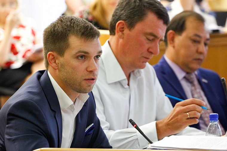 Депутаты намерены сделать все здания горадминистрации доступными для инвалидов