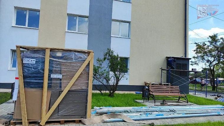 Тюменская область помогла капитально отремонтировать детскую больницу в Краснодоне