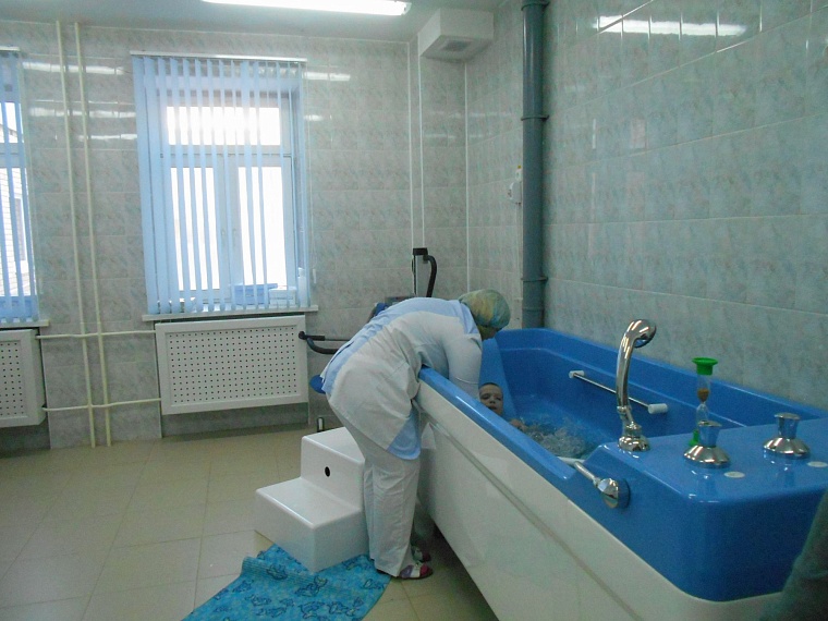 В Успенке умственно отсталых детей адаптируют к повседневной жизни