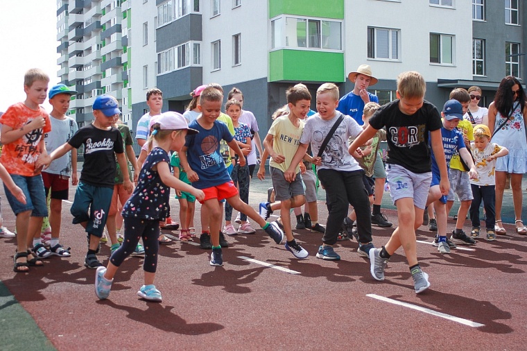 В День молодежи раздадут первые подарки участникам проекта #Тюменскоелето