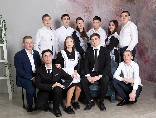 Учитель из Самары преподает английский язык в деревенской школе Тобольского района