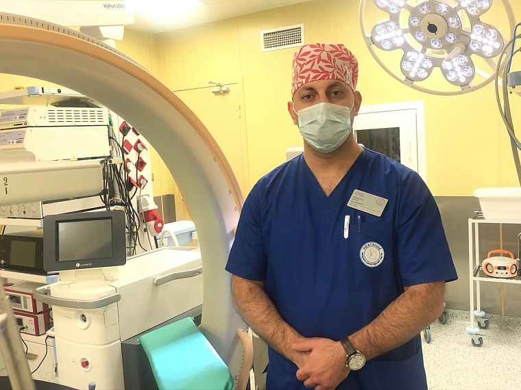 Тюменские врачи максимально бережно удалили из почки пациентки крупный камень