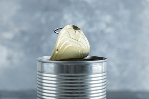 Ямал отправил в Белгородскую область 60 тысяч банок тушёнки из оленины