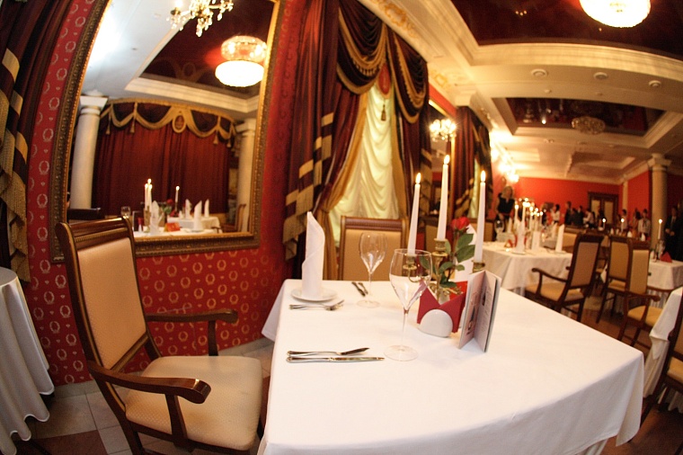 Жители Тюменской области стали чаще пользоваться услугами общественного питания