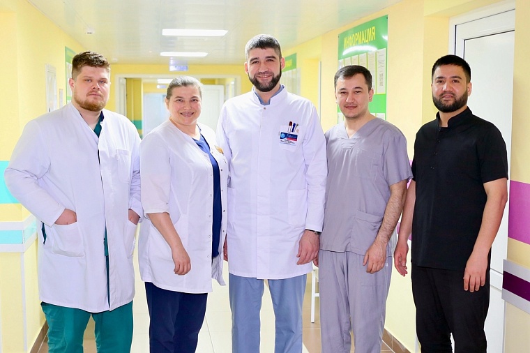 Тобольские врачи спасли жизнь мужчине после аварии