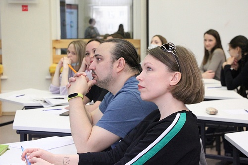 Потребность писать от руки: “Тотальный диктант” прошел в Тюмени офлайн