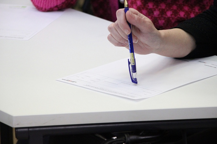 Потребность писать от руки: “Тотальный диктант” прошел в Тюмени офлайн