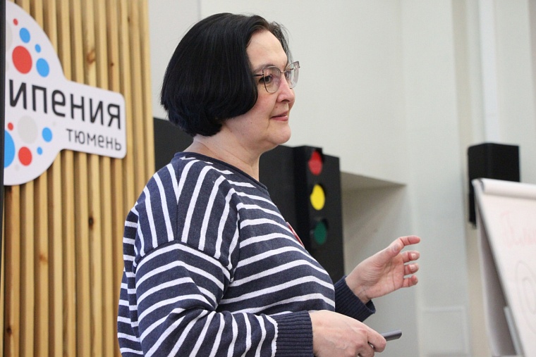 Потребность писать от руки: “Тотальный диктант” прошел в Тюмени офлайн