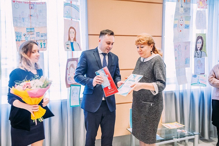 В администрации Тюмени чествовали лучших врачей и медсестер