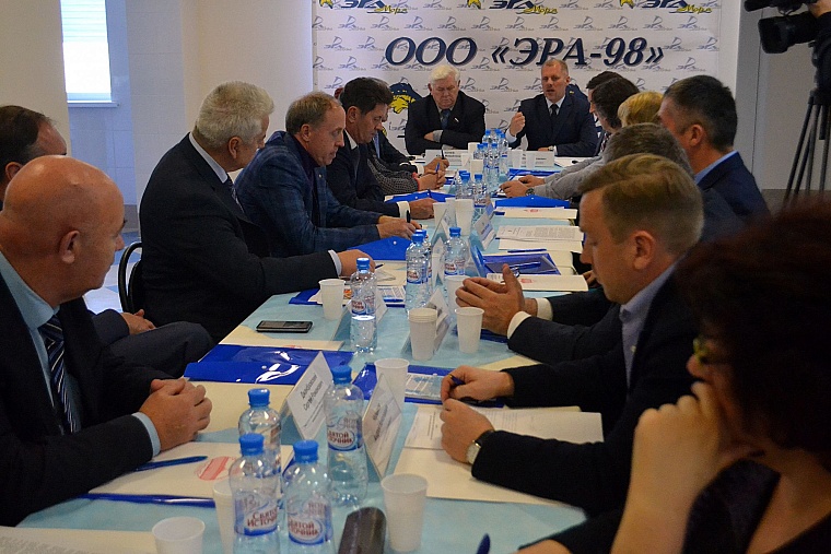 Виктор Рейн: Развивать сырьевую базу региона можно и нужно