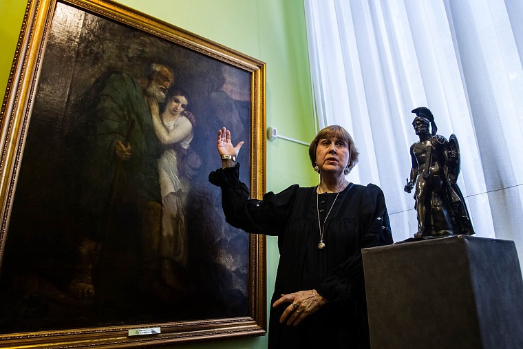 «Золотая коллекция» вернулась в тюменский музей