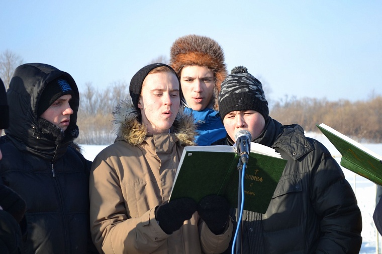 Тюменская иордань: крещенское купание в Туре