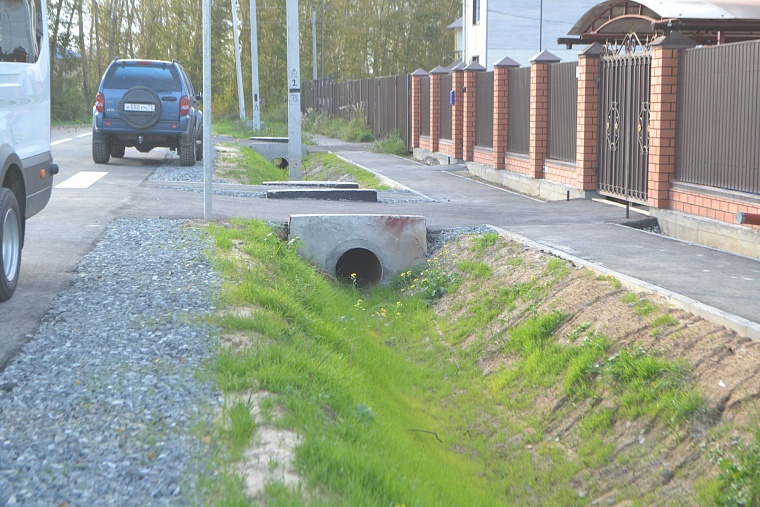 Жители тюменских Березняков прощаются с бездорожьем