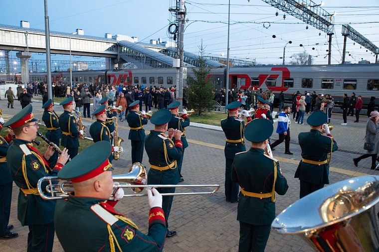 Из Тюмени отправились первые эшелоны с мобилизованными в Южный военный округ