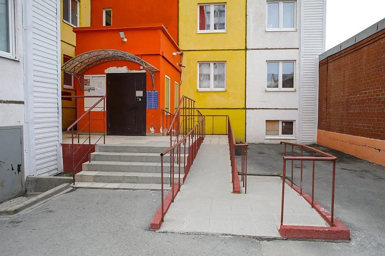 Может ли пристав забрать единственное жилье у должника