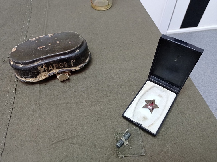 Тюменские ветераны-десантники прививают школьникам вечные ценности