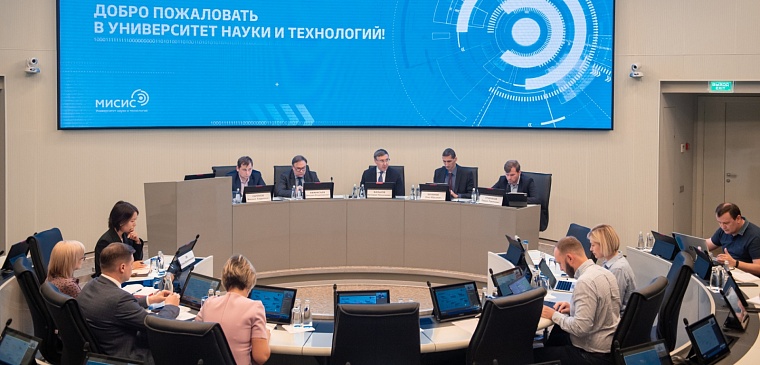 Абитуриент-2022: число заявлений абитуриентов в некоторых вузах выросло в 40-50 раз