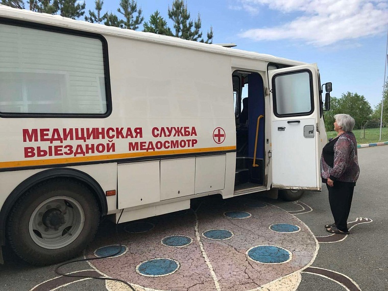 По Ишимскому району начал курсировать "Автопоезд здоровья"