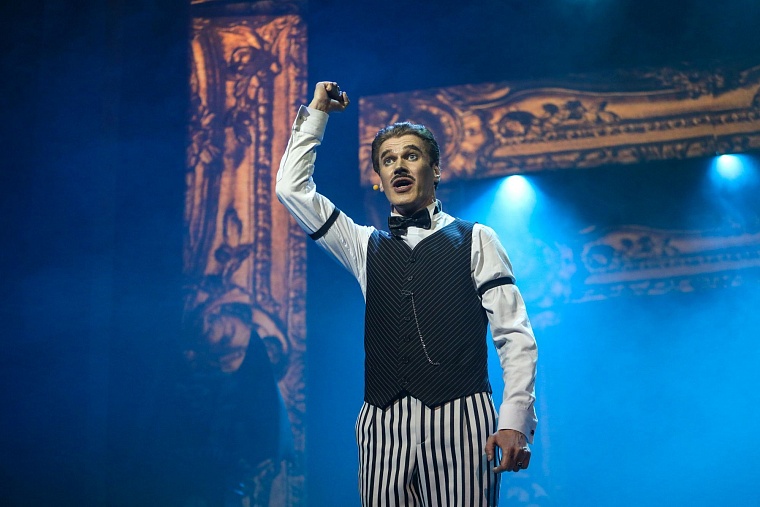 Премьера в тюменском драмтеатре: пять поводов посмотреть «Семейку Аддамс»