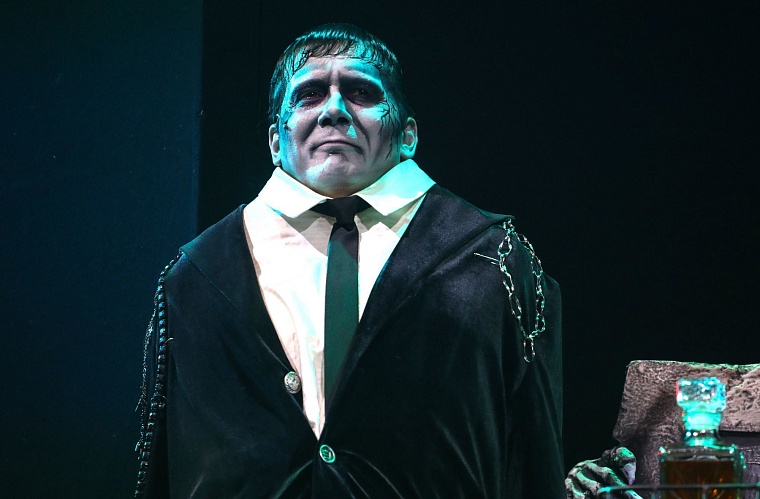 Премьера в тюменском драмтеатре: пять поводов посмотреть «Семейку Аддамс»