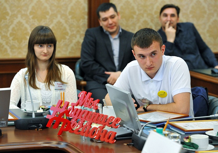 Владимир Якушев встретился с талантливой молодежью